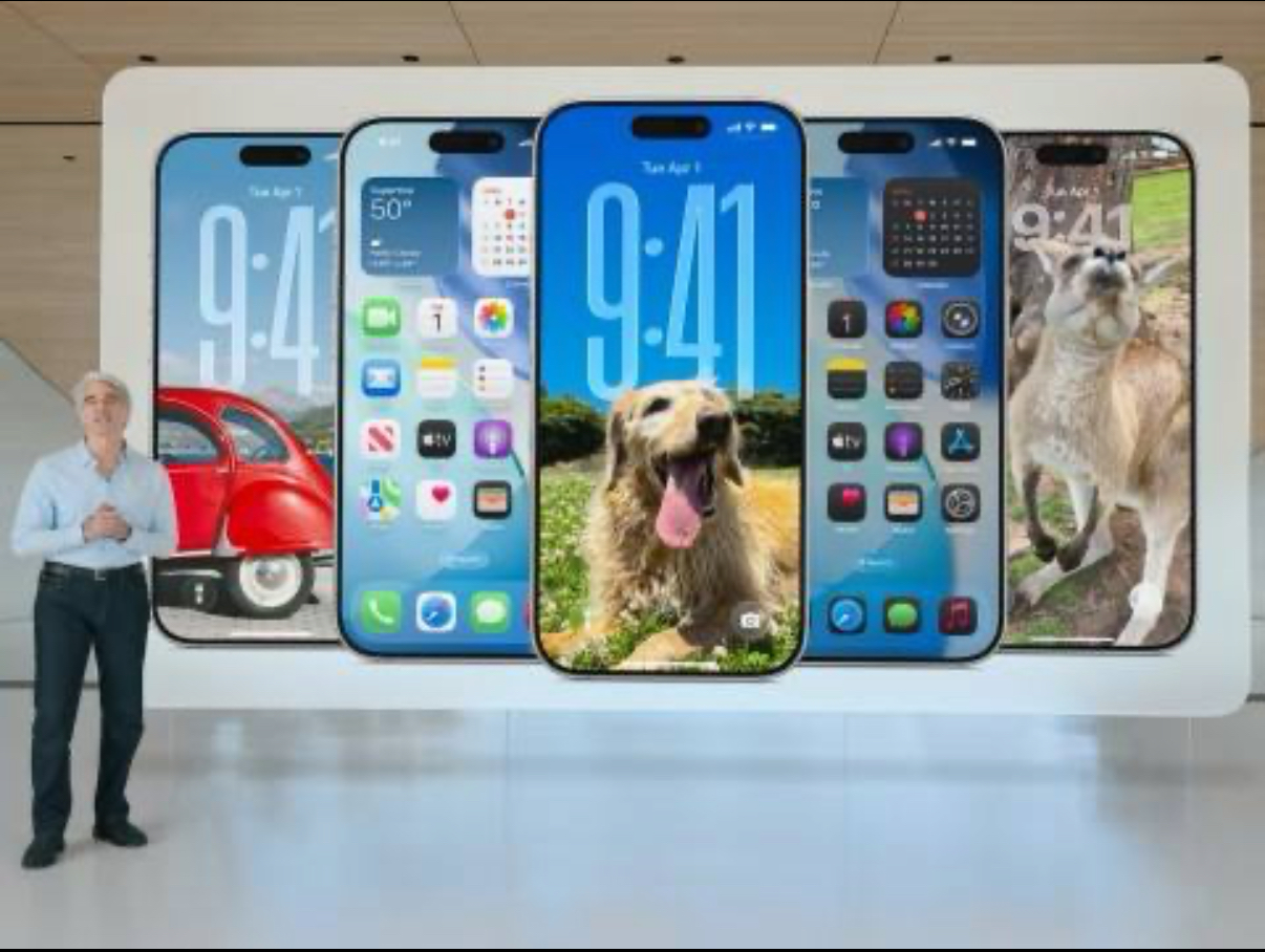 Apple iOS 26 Liquid Glass