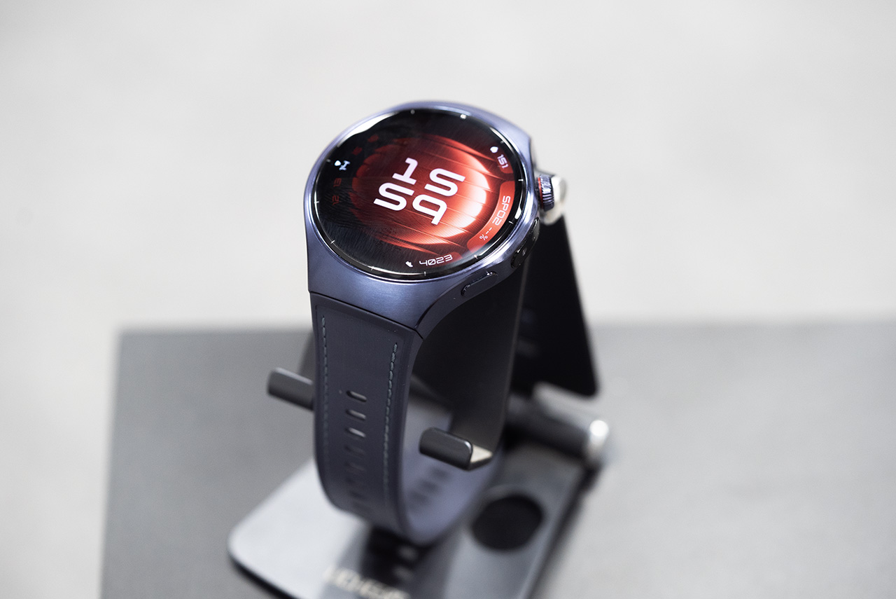 Huawei vs Apple smartwatch market