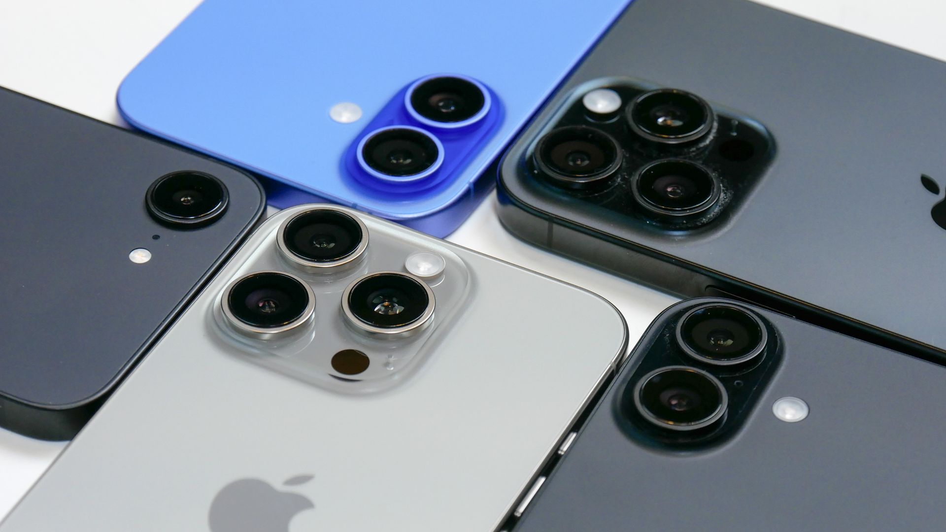 iPhone 16 Pro and 16 Pro Max