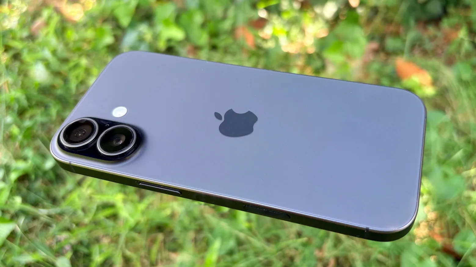iPhone 17 performance and gaming test
