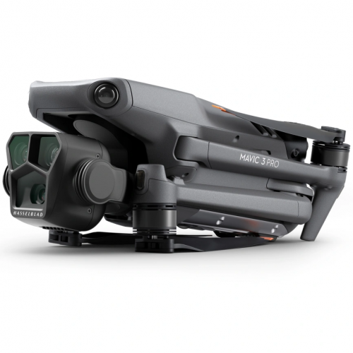 DJI Mavic 3 Pro Fly More Combo (DJI RC)